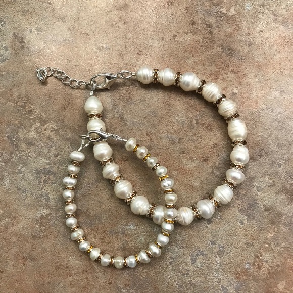 Cultured freshwater pearl bracelet gold roundells - Picture 5 of 5